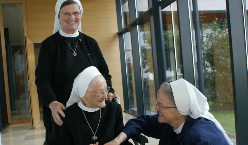 Barmherzige Schwestern Innsbruck Rennweg Saggen Kettenbrücke Heim St. Vinzenz Pflegeheim Altenheim Barmherzige Schwestern Innsbruck Rennweg Saggen Kettenbrücke Heim St. Vinzenz Pflegeheim Altenheim
